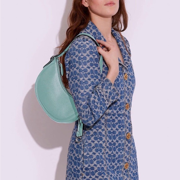 CC439 - Coach Luna Shoulder Bag - Picture 12 of 12